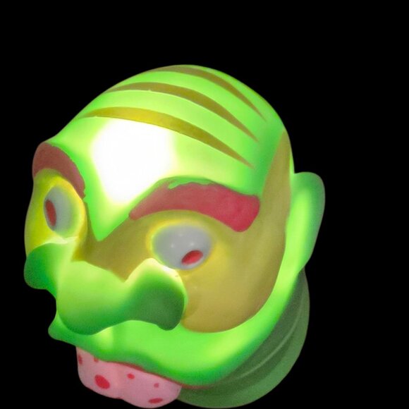 VTG 80s Beastie Beams Eveready Frightfully Fun Flashlight Toy Green Goblin 1988 - Picture 9 of 15